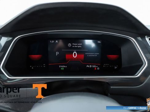Used 2023 Volkswagen Tiguan SE R-Line image 28