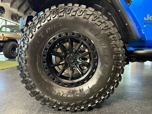 Used 2022 Jeep Wrangler Unlimited Rubicon image 29