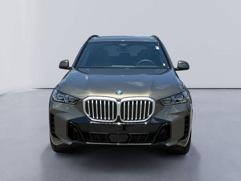 Used 2026 BMW X5 xDrive50e w/ M Sport Package AWD/4WD image 8