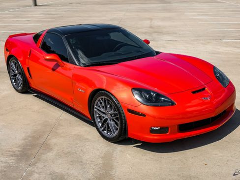 Used 2011 Chevrolet Corvette Z06 RWD image 21