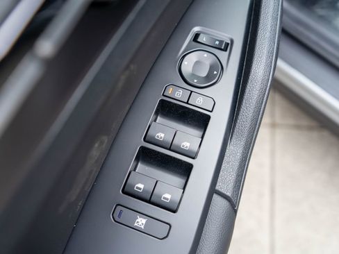 New 2026 Kia Sportage EX AWD/4WD image 17