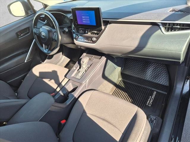 Certified 2026 Toyota Corolla Cross LE FWD image 20