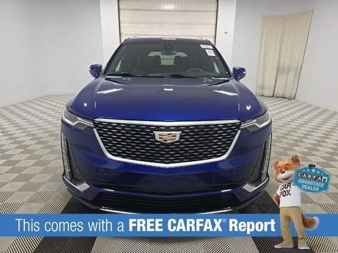 Used 2024 Cadillac XT6 Premium Luxury FWD image 2