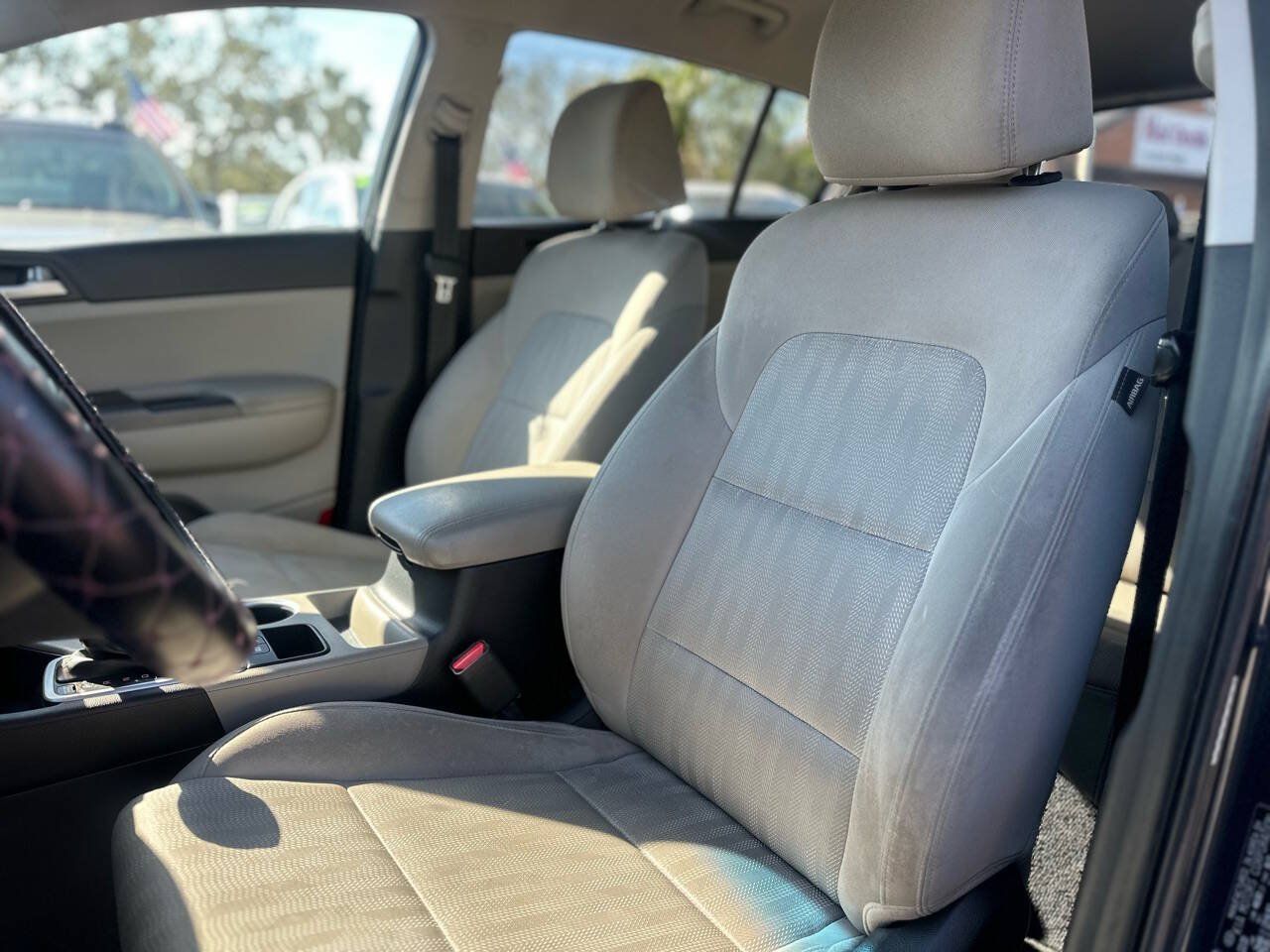 Used 2021 Kia Sportage LX FWD image 12