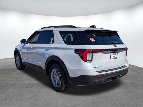 New 2026 Ford Explorer Active w/ Active Comfort Package image 3