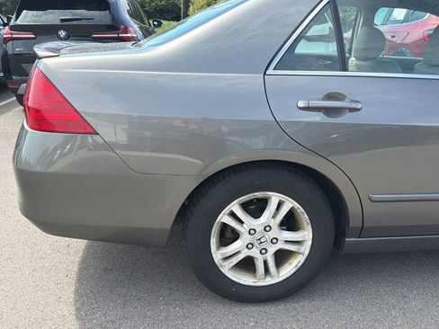 Used 2006 Honda Accord EX-L image 9