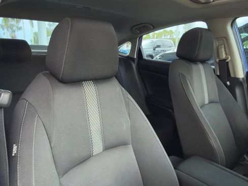 Used 2016 Honda Civic EX-T image 9
