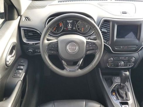 Used 2020 Jeep Cherokee Latitude Plus image 14