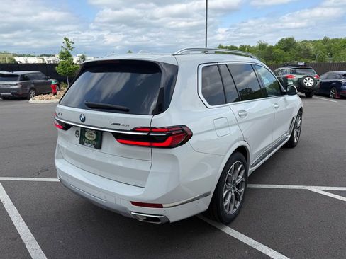 Used 2024 BMW X7 xDrive40i AWD/4WD image 7