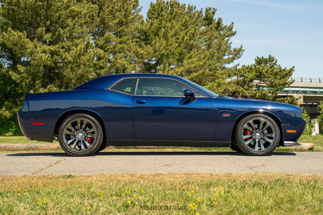 Used 2013 Dodge Challenger SRT8 w/ Harman Kardon Audio Group RWD image 9