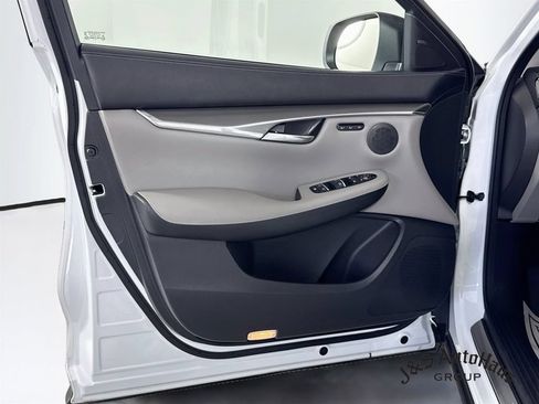 Used 2023 INFINITI QX50 Luxe AWD/4WD image 21