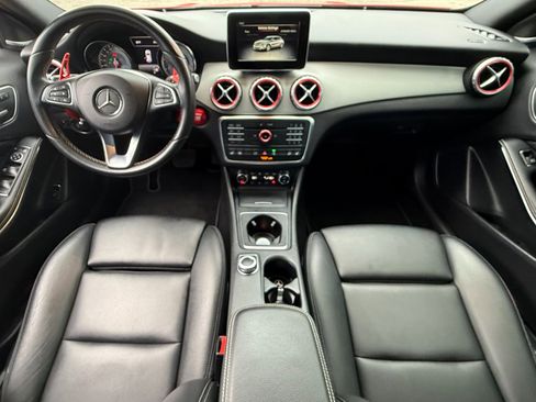 Used 2017 Mercedes-Benz GLA 250 4MATIC image 9