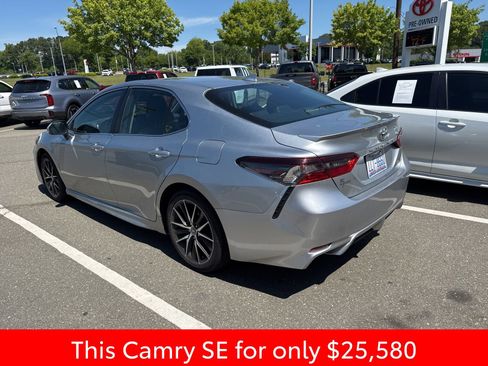 Used 2023 Toyota Camry SE FWD image 13