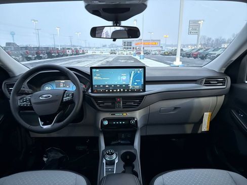 New 2026 Ford Escape Active w/ Active Premium Tech Pack image 12