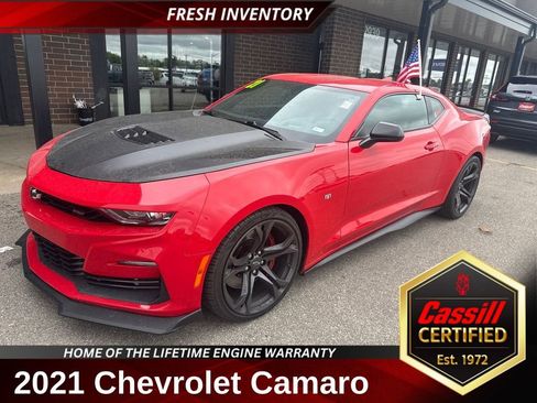 Used 2021 Chevrolet Camaro SS RWD image 1