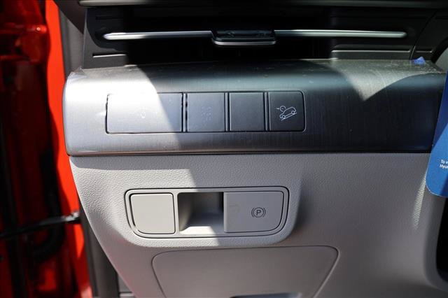 Certified 2026 Hyundai Kona SEL Sport FWD image 13