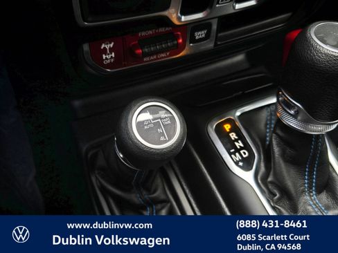 Used 2023 Jeep Wrangler Unlimited Rubicon 4xe w/ Cold Weather Group AWD/4WD image 22