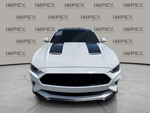 Used 2018 Ford Mustang GT w/ Black Accent Pkg RWD image 8