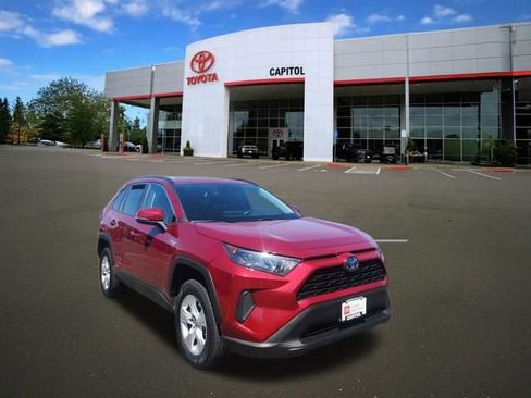 Used 2021 Toyota RAV4 LE AWD/4WD image 10