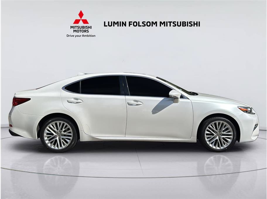 Used 2016 Lexus ES 350 w/ Luxury Package w/Wood Trim FWD image 6