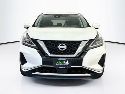 Used 2023 Nissan Murano S AWD/4WD image 2