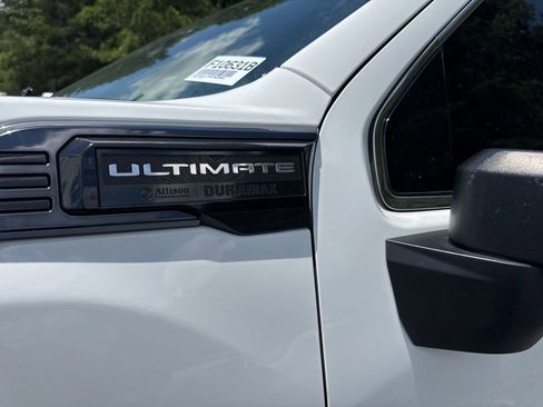Used 2024 GMC Sierra 3500 Denali Ultimate AWD/4WD image 20