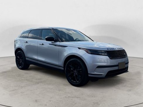 Used 2025 Land Rover Range Rover Velar S AWD/4WD image 2