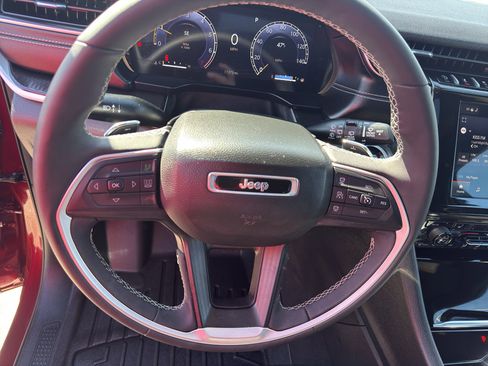 Used 2023 Jeep Grand Cherokee L Laredo AWD/4WD image 16