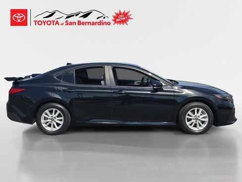 Used 2025 Toyota Camry LE FWD image 6
