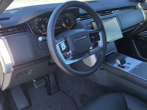 New 2025 Land Rover Range Rover SE image 2