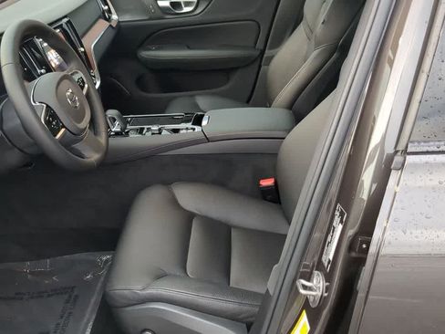 Certified 2025 Volvo S60 T8 Plus AWD/4WD image 15