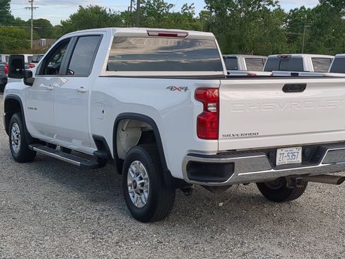 Used 2025 Chevrolet Silverado 2500 LT w/ Convenience Package AWD/4WD image 8