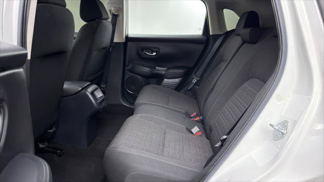 Used 2023 Honda HR-V LX image 17