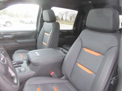 New 2026 GMC Sierra 2500 AT4 w/ AT4 Premium Plus Package image 14