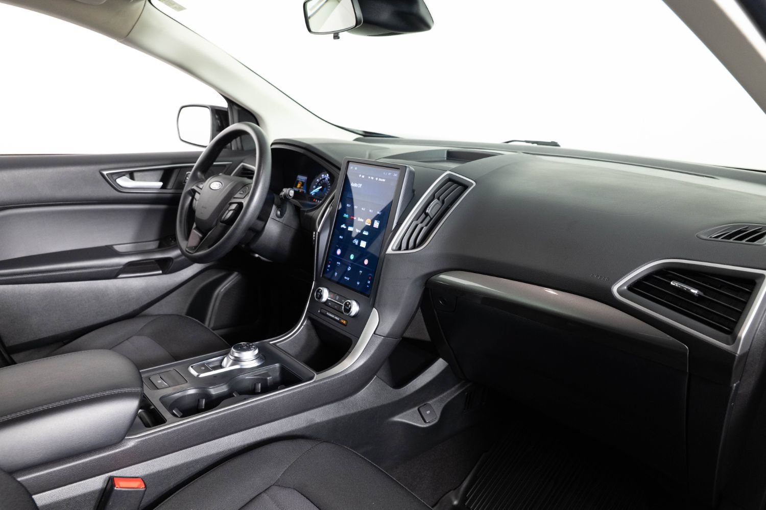 Used 2022 Ford Edge SE w/ Black Appearance Package AWD/4WD image 24