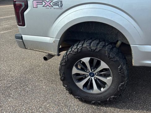 Used 2017 Ford F150 XLT AWD/4WD image 3
