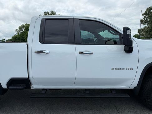 Used 2021 Chevrolet Silverado 2500 W/T w/ WT Convenience Package AWD/4WD image 32