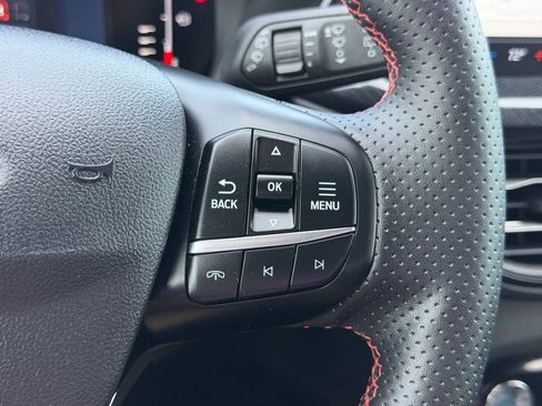 Certified 2023 Ford Escape ST-Line w/ Tech Pack #1 image 22