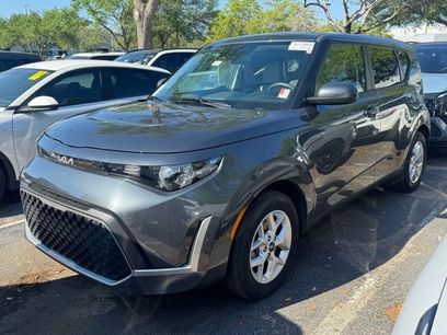 Certified 2025 Kia Soul LX w/ LX Technology Package