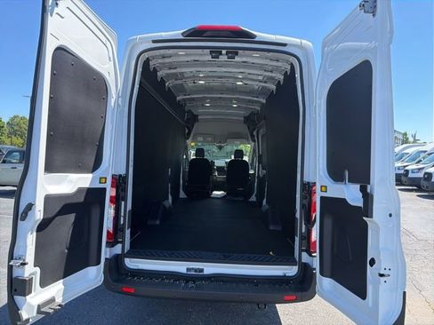 New 2026 Ford Transit 250 148 High Roof Extended w/ Load Area Protection Package RWD image 12
