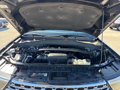 Certified 2022 Ford Explorer Limited w/ Equipment Group 301A image 29