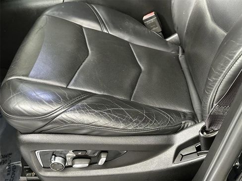 Used 2015 Cadillac Escalade ESV Platinum image 12