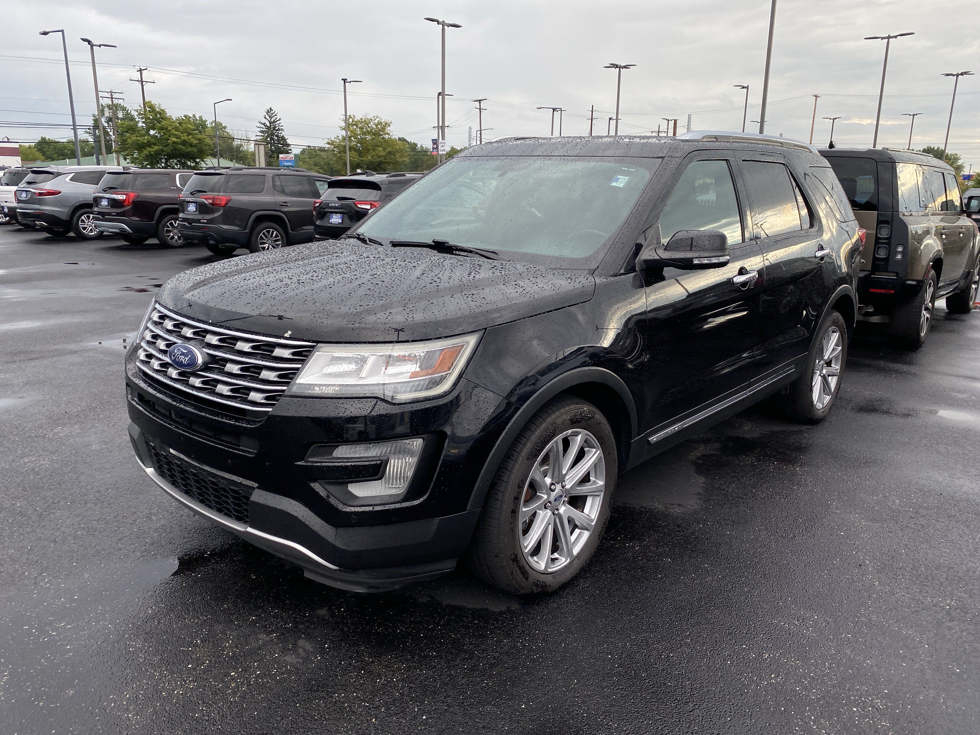 Used 2017 Ford Explorer Limited AWD/4WD image 5