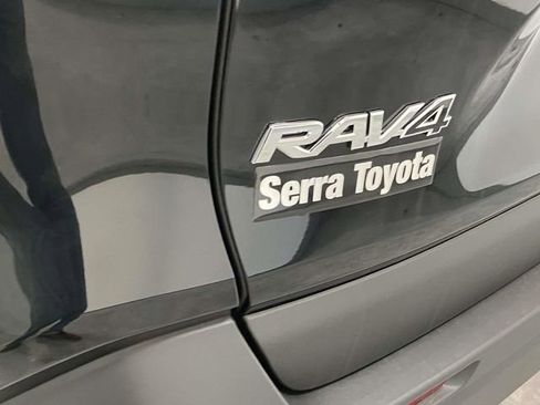 Used 2025 Toyota RAV4 XLE w/ Convenience Package image 10