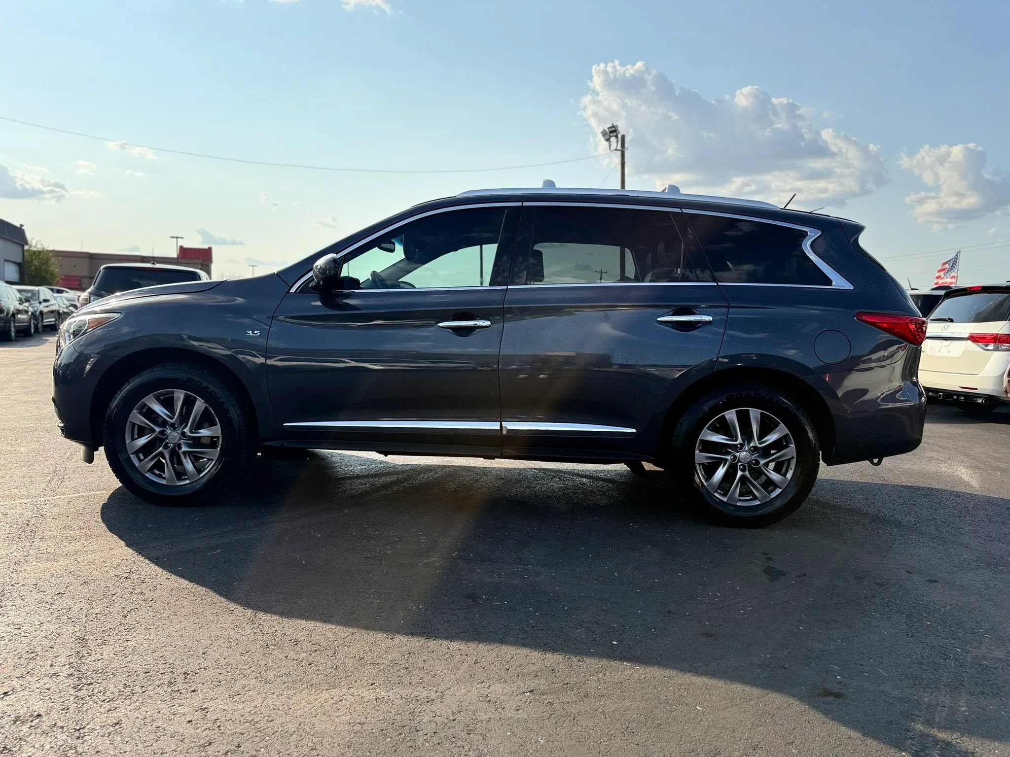 Used 2014 INFINITI QX60 Luxe w/ Premium Plus Package AWD/4WD image 10