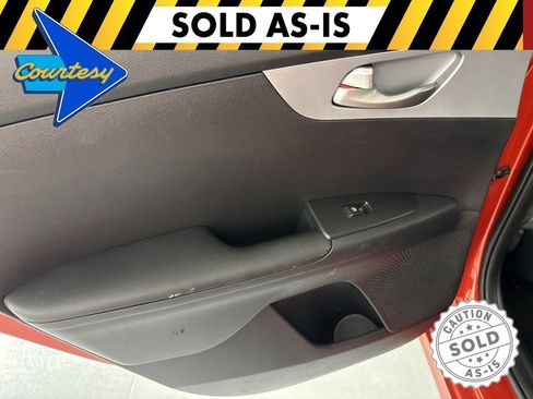 Used 2022 Kia Forte LXS FWD image 21