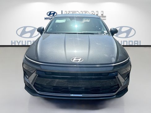 New 2026 Hyundai Sonata SE FWD image 2