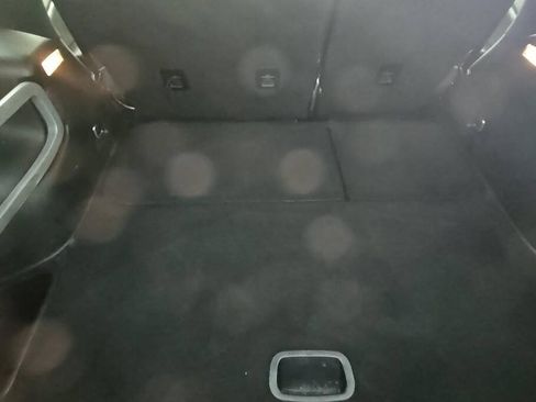 Used 2017 Jeep Cherokee Limited AWD/4WD image 10