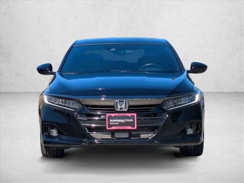 Used 2022 Honda Accord Sport image 2