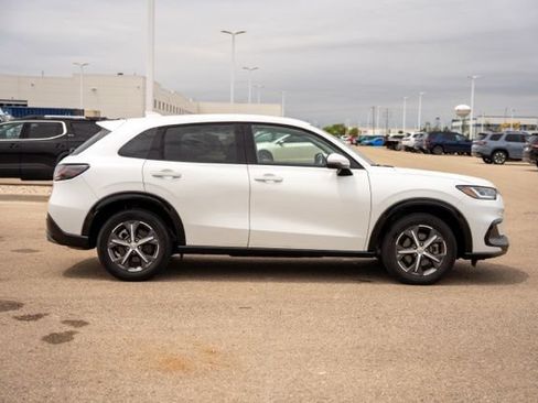 Used 2024 Honda HR-V EX-L image 8